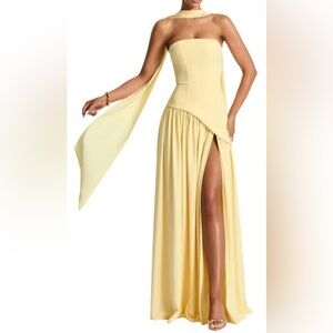 Yellow strapless dress